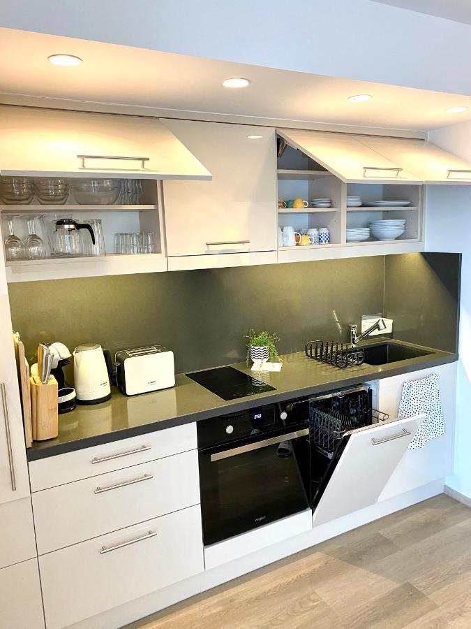 Atrium Apartman Heviz Mit Panoramaterrasse Und Tiefgarage ภายนอก รูปภาพ