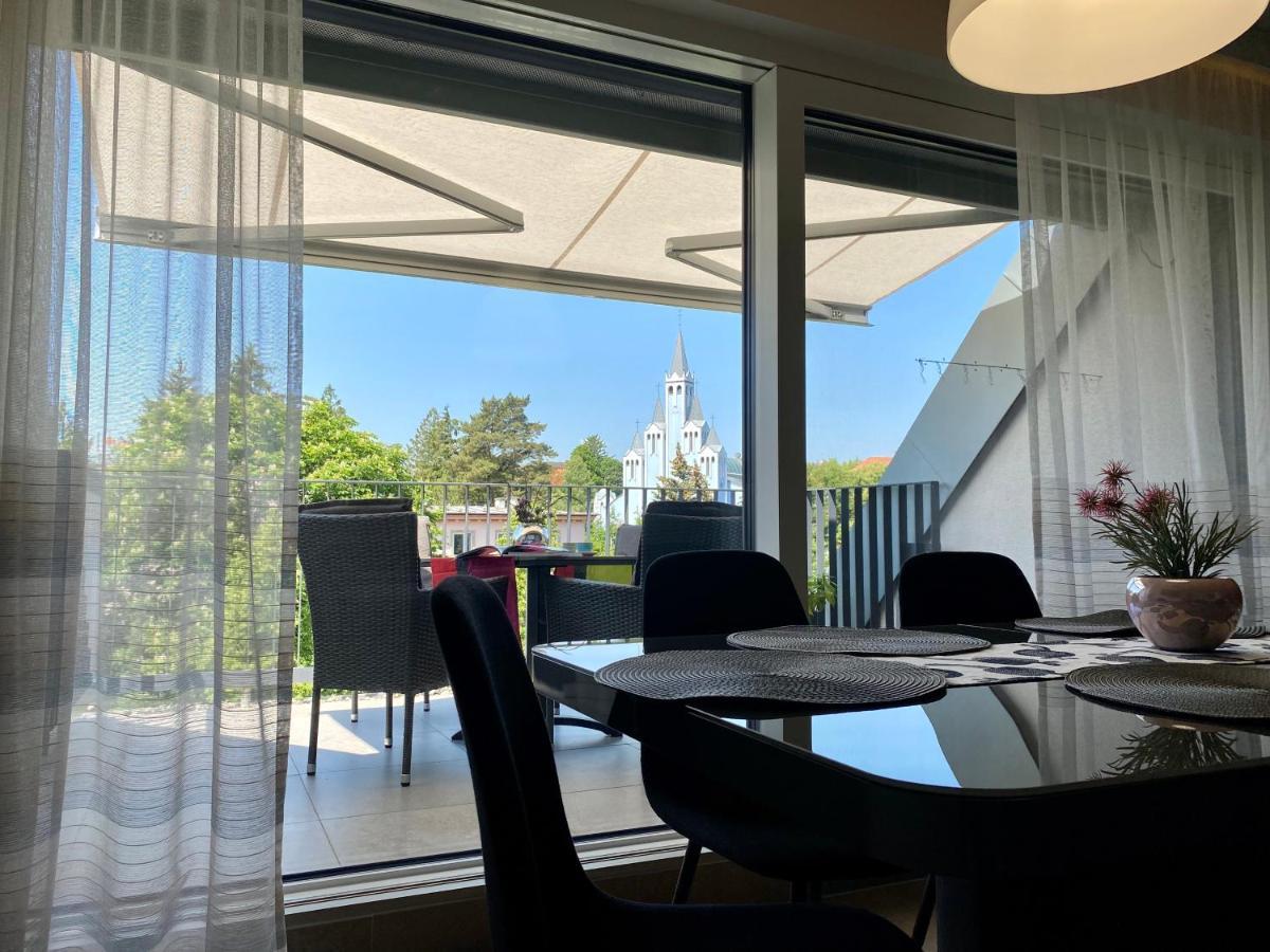 Atrium Apartman Heviz Mit Panoramaterrasse Und Tiefgarage ภายนอก รูปภาพ