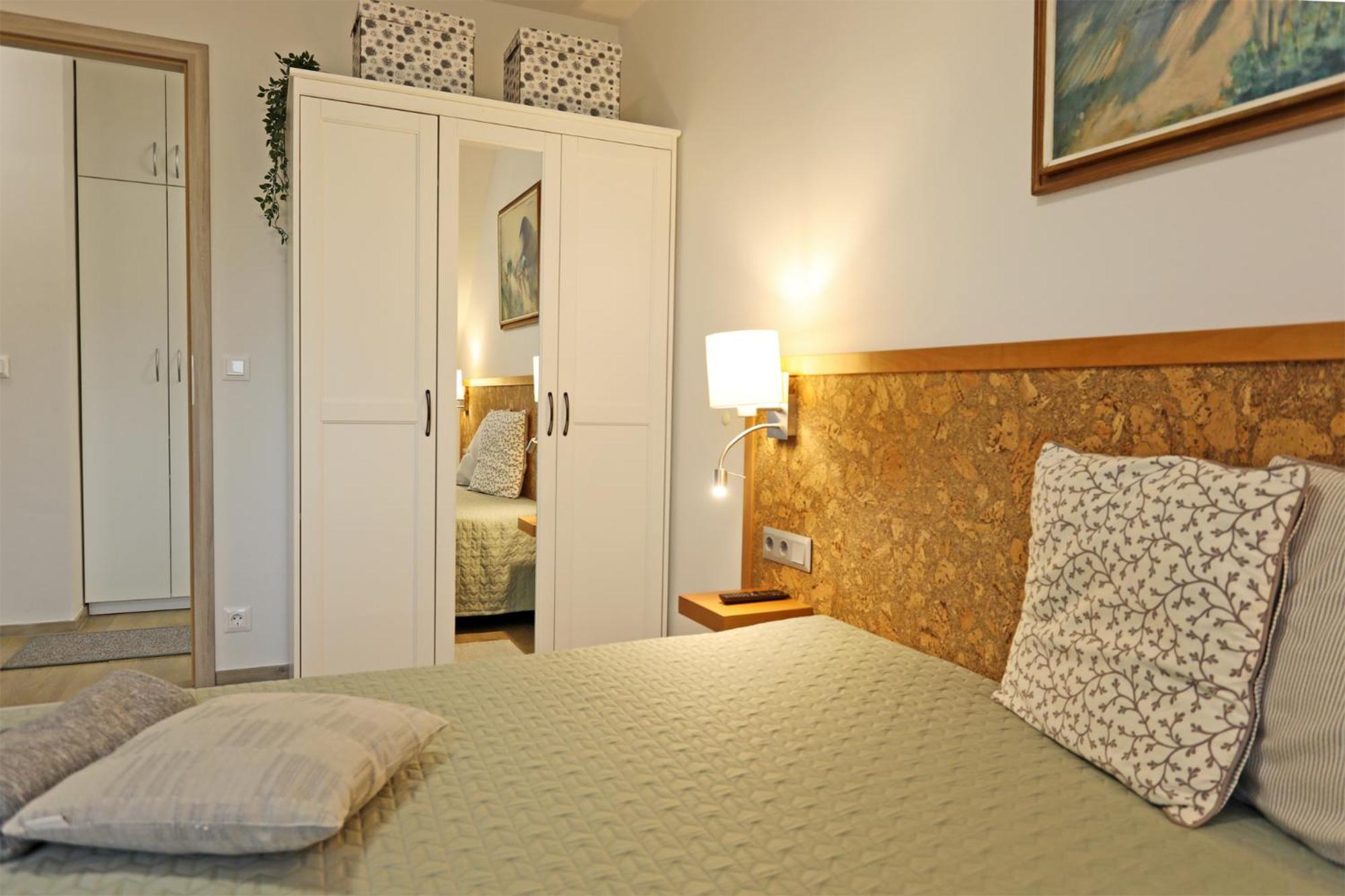 Atrium Apartman Heviz Mit Panoramaterrasse Und Tiefgarage ภายนอก รูปภาพ