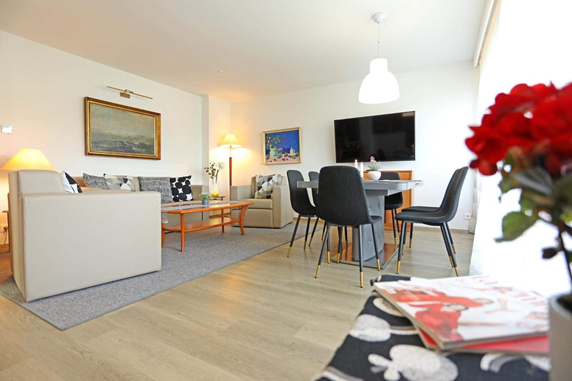 Atrium Apartman Heviz Mit Panoramaterrasse Und Tiefgarage ภายนอก รูปภาพ